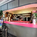 Logis & Restaurant D'angleterre Hotel 3*