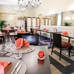Hotel Logis & Restaurant D'angleterre 3*