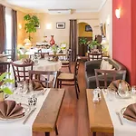 Logis & Restaurant D'angleterre 3* Saint-Calais