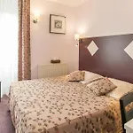 Logis & Restaurant D'angleterre Hotel Saint-Calais