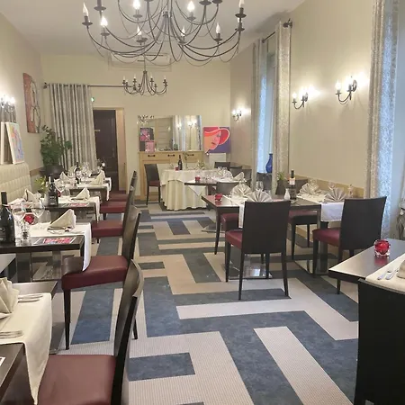 Logis & Restaurant D'angleterre 3* Saint-Calais
