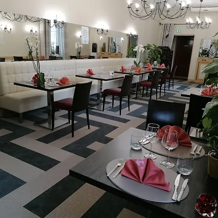 Logis & Restaurant D'angleterre 3* Saint-Calais
