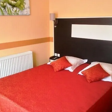 Logis & Restaurant D'angleterre Hotel Saint-Calais