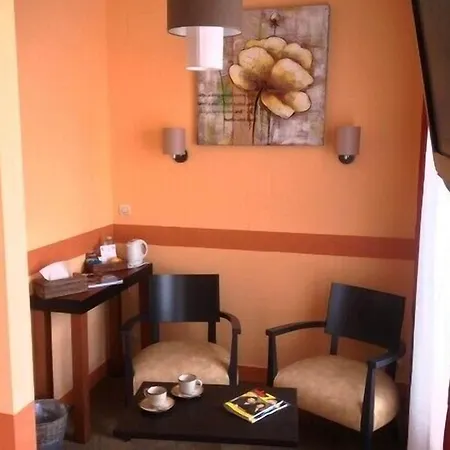 Hotel Logis & Restaurant D'angleterre Saint-Calais