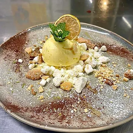 호텔 Logis & Restaurant D'angleterre Saint-Calais