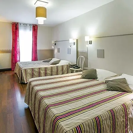 호텔 Logis & Restaurant D'angleterre Saint-Calais