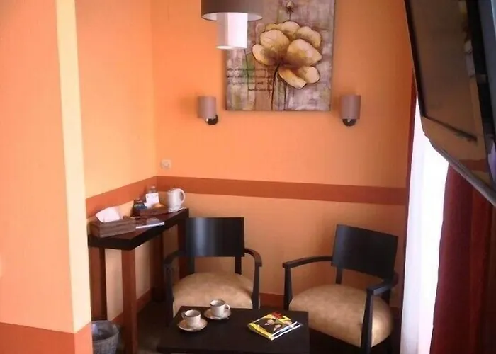 Ξενοδοχείο Logis & Restaurant D'angleterre Saint-Calais