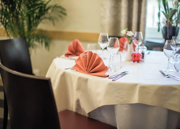 Ξενοδοχείο Logis & Restaurant D'angleterre 3*